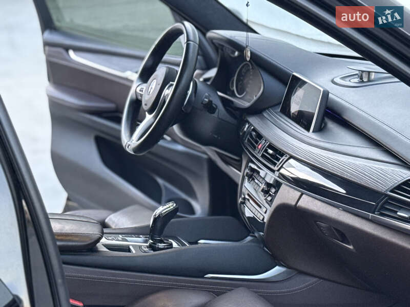 Внедорожник / Кроссовер BMW X5 2014 в Луцке