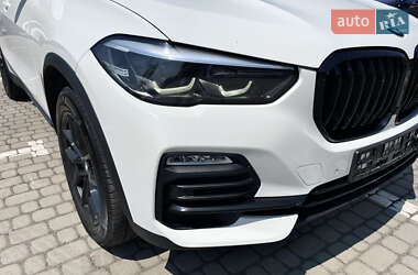 Позашляховик / Кросовер BMW X5 2019 в 