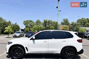 Позашляховик / Кросовер BMW X5 2019 в 