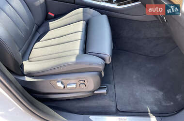 Позашляховик / Кросовер BMW X5 2019 в 
