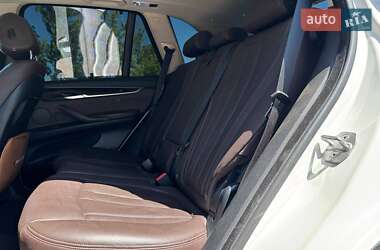 Позашляховик / Кросовер BMW X5 2016 в 
