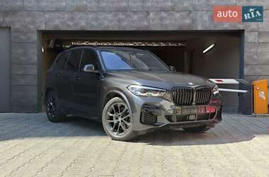 Внедорожник / Кроссовер BMW X5 2022 в Киеве