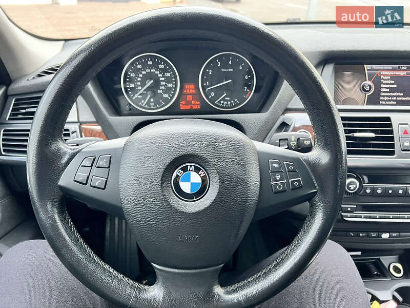 Внедорожник / Кроссовер BMW X5 2011 в Вознесенске