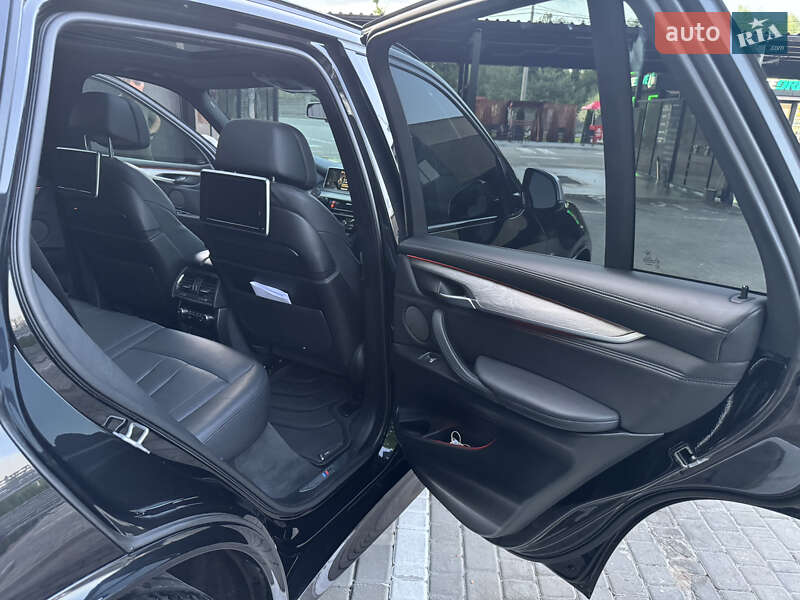 Внедорожник / Кроссовер BMW X5 2016 в Звягеле