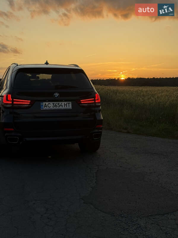 Позашляховик / Кросовер BMW X5 2015 в Луцьку
