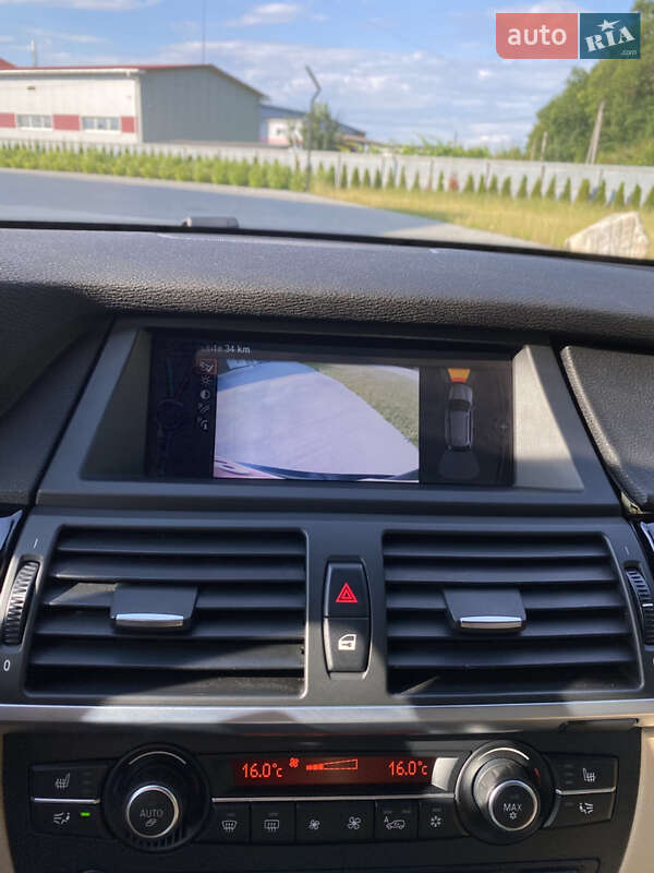 Позашляховик / Кросовер BMW X5 2012 в Луцьку