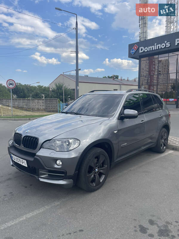 Позашляховик / Кросовер BMW X5 2008 в Києві