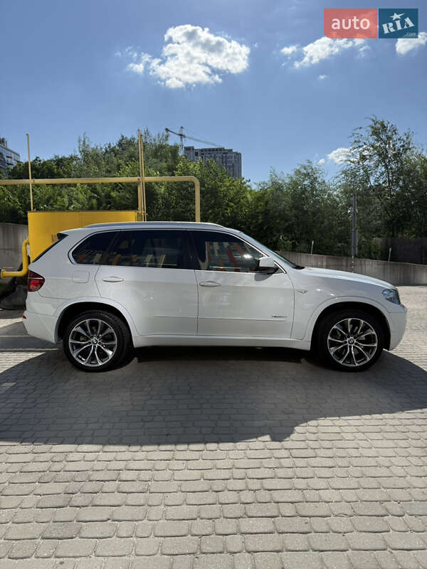 Позашляховик / Кросовер BMW X5 2011 в Дніпрі