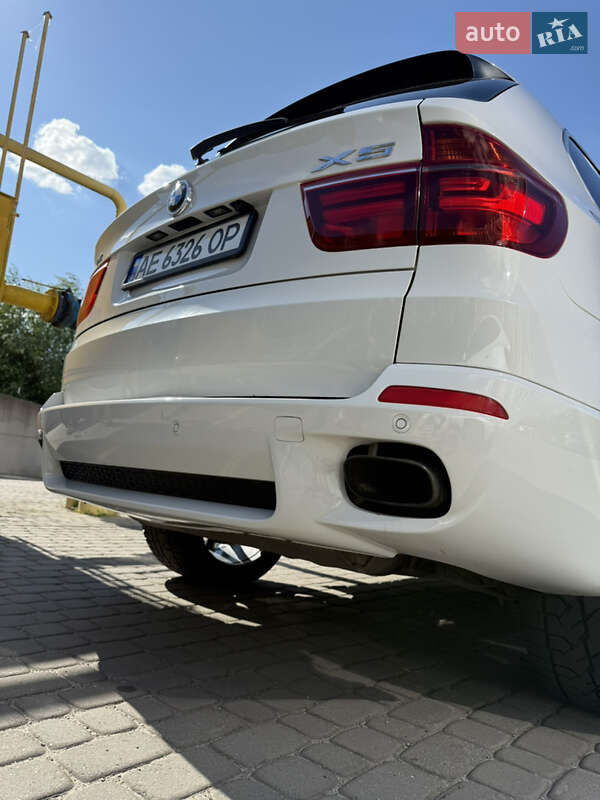 Позашляховик / Кросовер BMW X5 2011 в Дніпрі