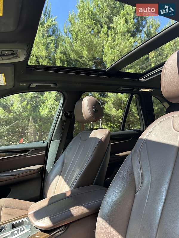 Позашляховик / Кросовер BMW X5 2017 в Рівному