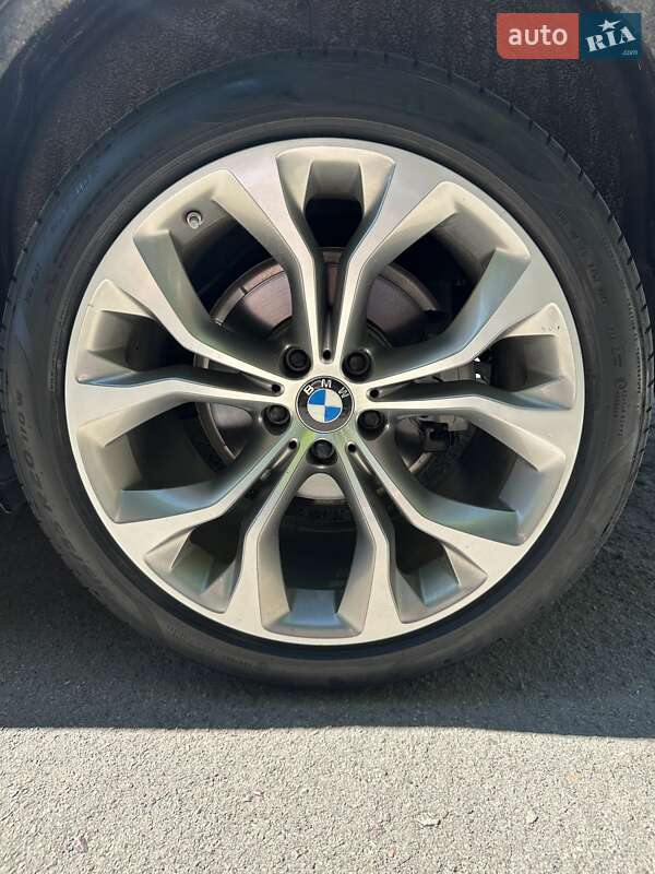 Позашляховик / Кросовер BMW X5 2017 в Рівному