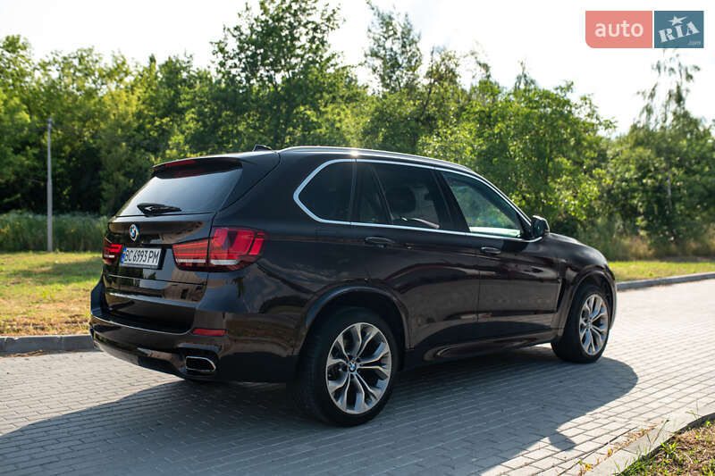 Позашляховик / Кросовер BMW X5 2015 в Львові