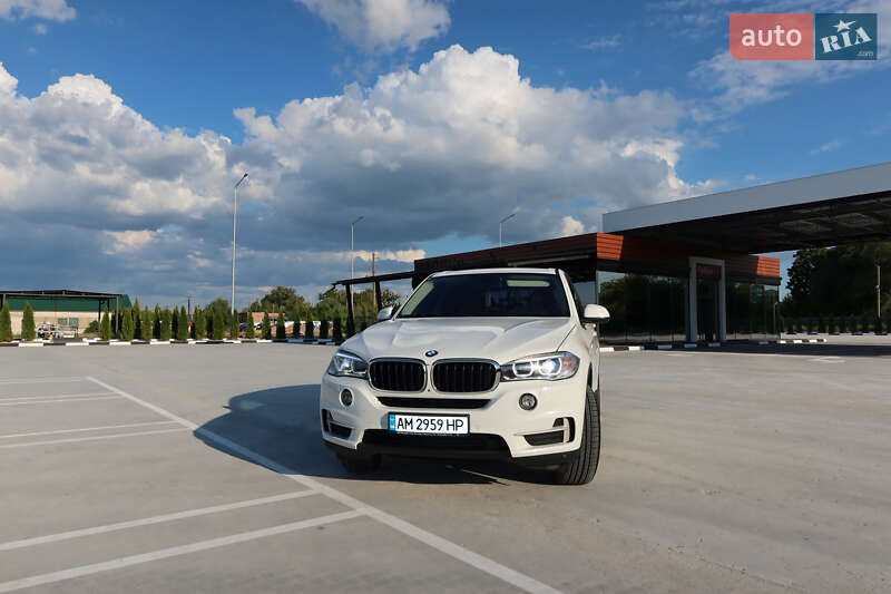 Позашляховик / Кросовер BMW X5 2016 в Звягелі