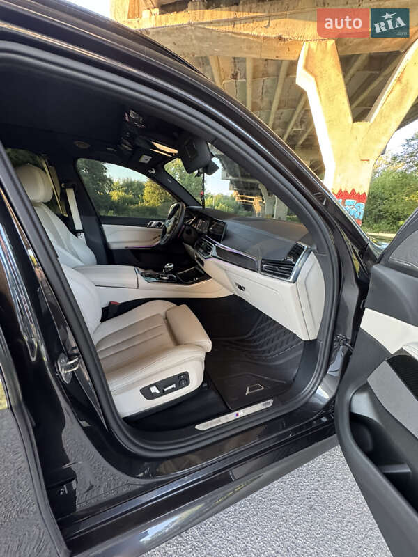 Внедорожник / Кроссовер BMW X5 2019 в Днепре