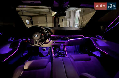 Внедорожник / Кроссовер BMW X5 2019 в 