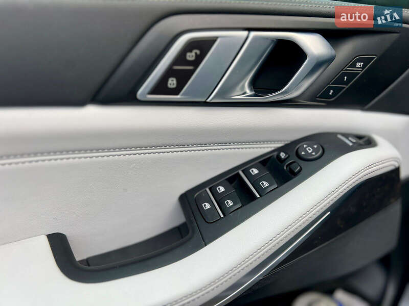 Позашляховик / Кросовер BMW X5 2024 в Києві