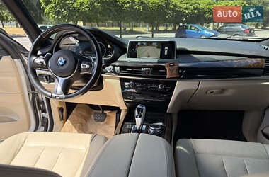 Внедорожник / Кроссовер BMW X5 2015 в 