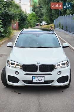 Позашляховик / Кросовер BMW X5 2014 в 