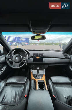 Внедорожник / Кроссовер BMW X5 2004 в Ровно