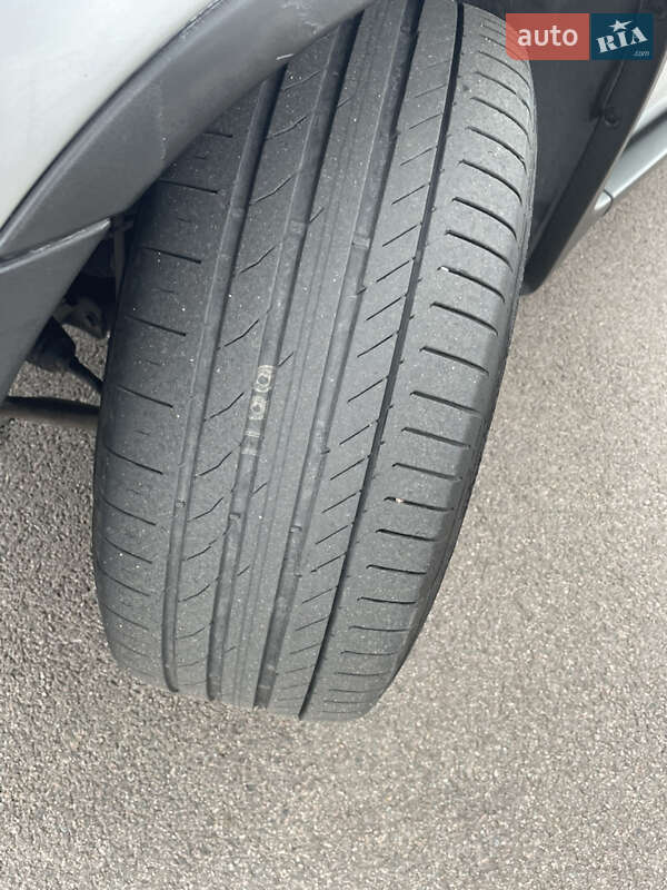 Внедорожник / Кроссовер BMW X5 2004 в Ровно