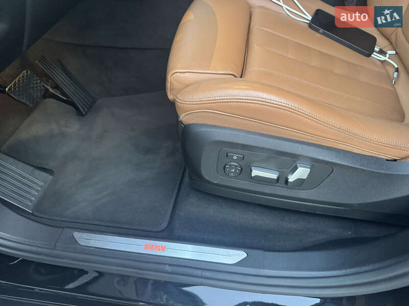 Внедорожник / Кроссовер BMW X5 2018 в Одессе