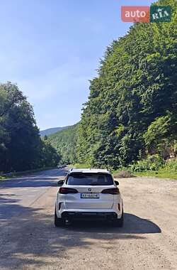Внедорожник / Кроссовер BMW X5 2018 в 