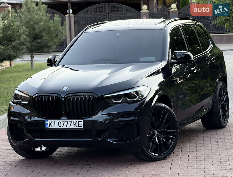 Внедорожник / Кроссовер BMW X5 2021 в Киеве