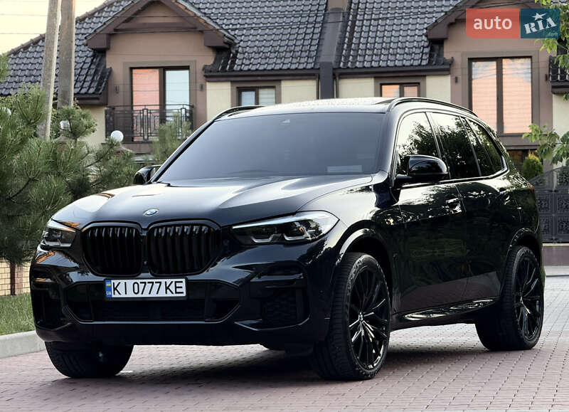 Внедорожник / Кроссовер BMW X5 2021 в Киеве
