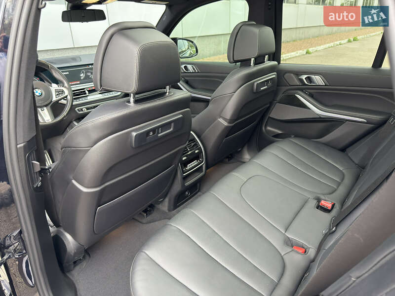 Внедорожник / Кроссовер BMW X5 2021 в Киеве