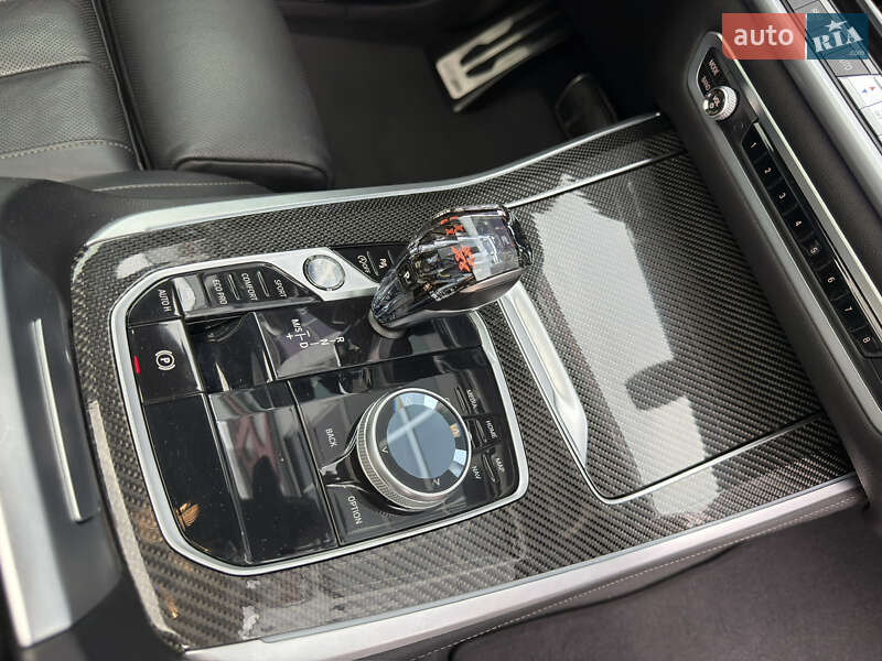 Внедорожник / Кроссовер BMW X5 2021 в Киеве
