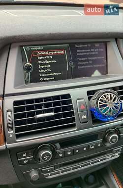 Внедорожник / Кроссовер BMW X5 2012 в 
