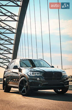 Внедорожник / Кроссовер BMW X5 2014 в Киеве