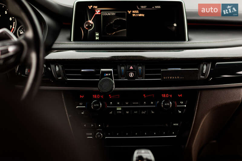 Внедорожник / Кроссовер BMW X5 2014 в Львове