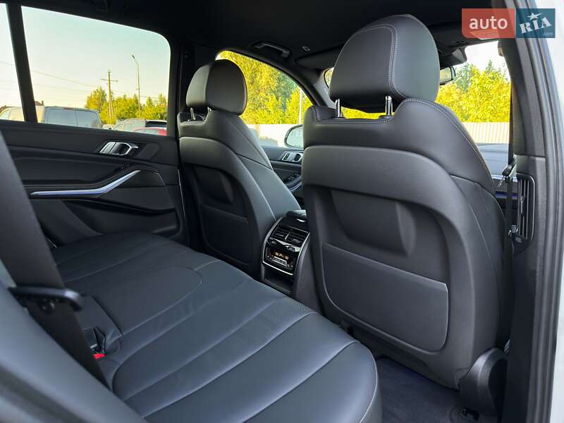 Позашляховик / Кросовер BMW X5 2020 в Луцьку