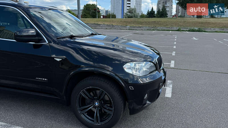 Внедорожник / Кроссовер BMW X5 2011 в Киеве
