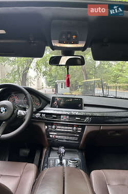 Позашляховик / Кросовер BMW X5 2016 в 
