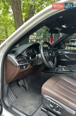 Позашляховик / Кросовер BMW X5 2016 в 