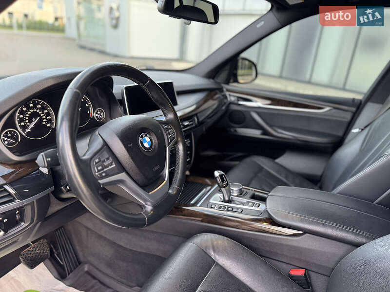 Позашляховик / Кросовер BMW X5 2016 в Харкові