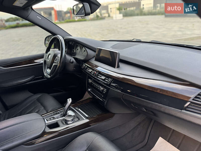 Позашляховик / Кросовер BMW X5 2016 в Харкові