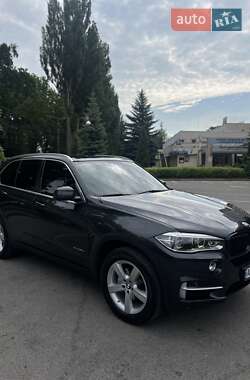 Внедорожник / Кроссовер BMW X5 2015 в 