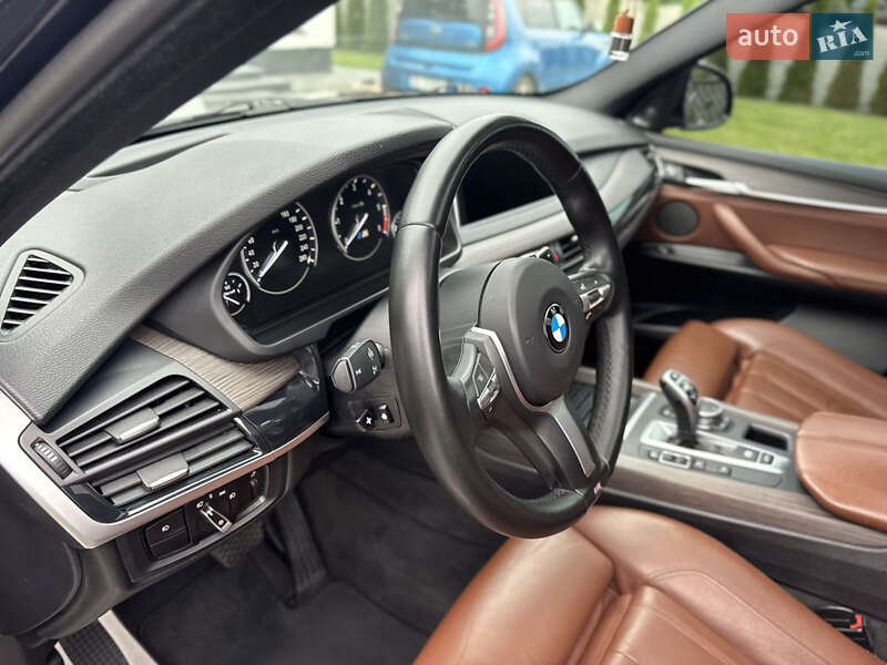 Внедорожник / Кроссовер BMW X5 2015 в Ровно