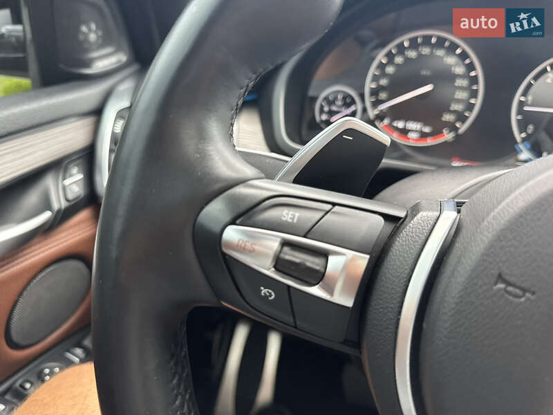 Внедорожник / Кроссовер BMW X5 2015 в Ровно