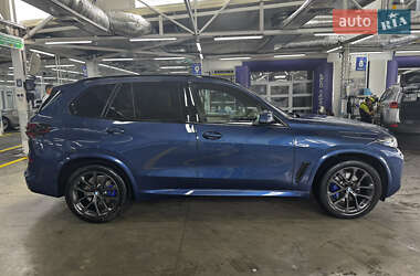 Внедорожник / Кроссовер BMW X5 2021 в 