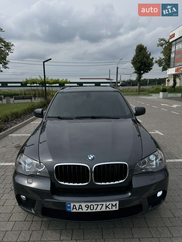 Внедорожник / Кроссовер BMW X5 2012 в Львове