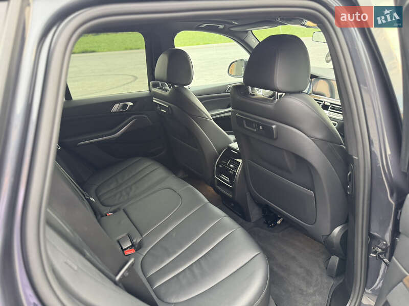 Внедорожник / Кроссовер BMW X5 2019 в Черновцах