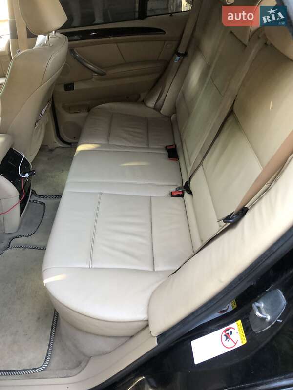 Позашляховик / Кросовер BMW X5 2006 в Ужгороді