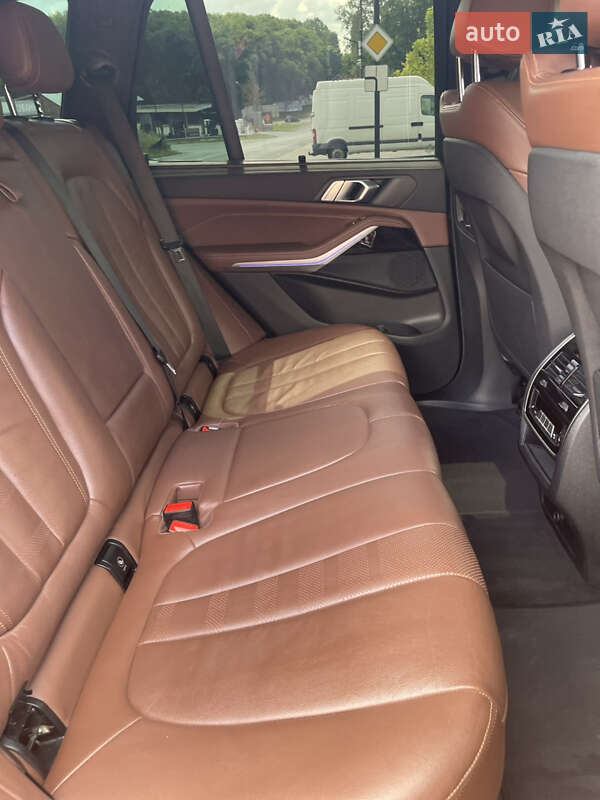 Внедорожник / Кроссовер BMW X5 2019 в Ужгороде