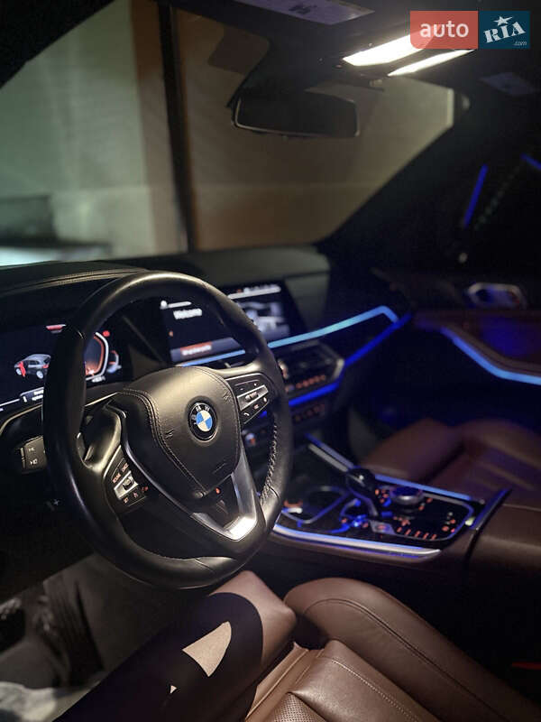 Внедорожник / Кроссовер BMW X5 2019 в Ужгороде