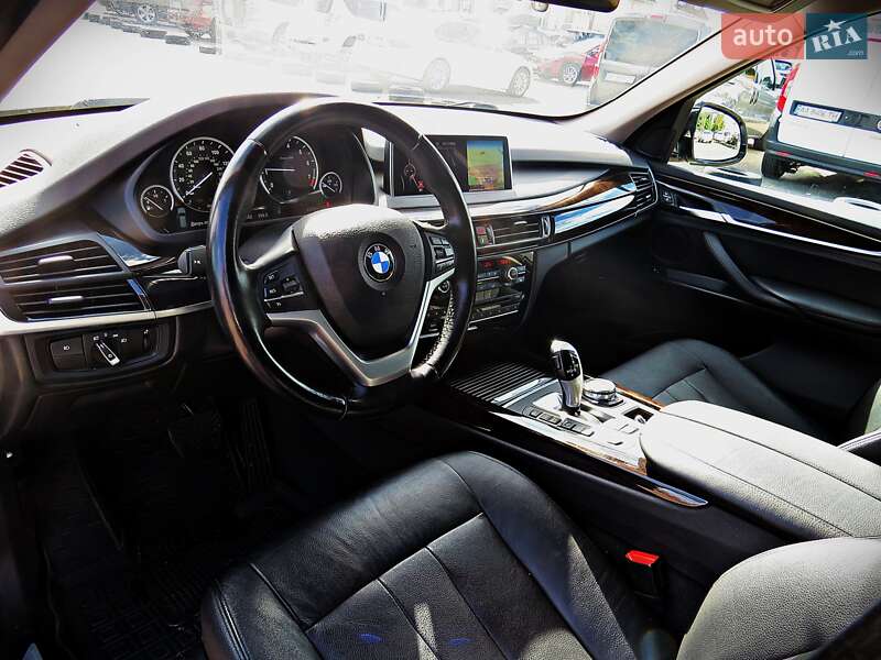 Позашляховик / Кросовер BMW X5 2016 в Черкасах