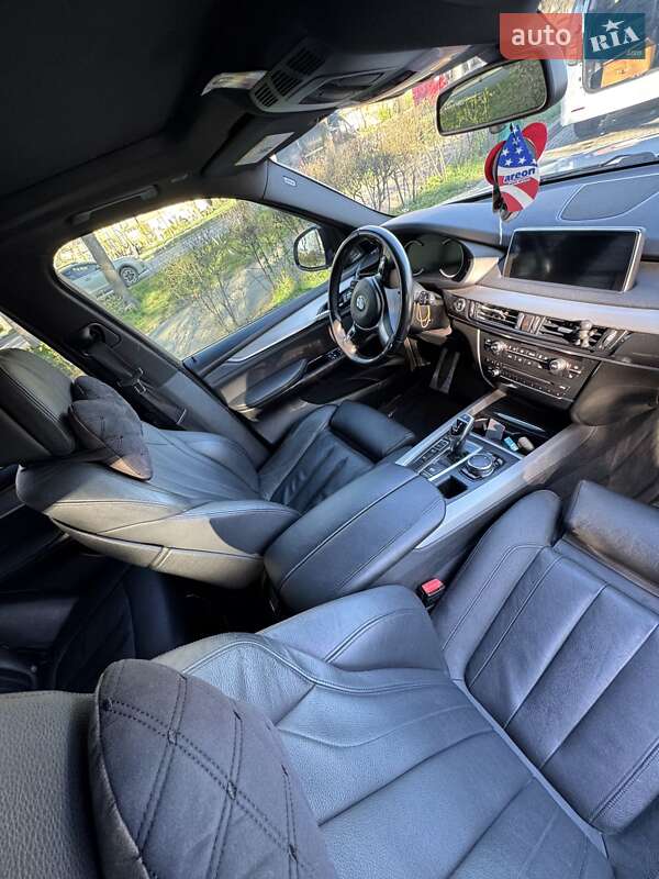 Внедорожник / Кроссовер BMW X5 2015 в Черновцах